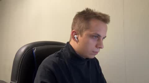 Snapshot of maroooa chatting on January 2026 01:55:02 AM Marko online show from January 2026 01:55:02 AM