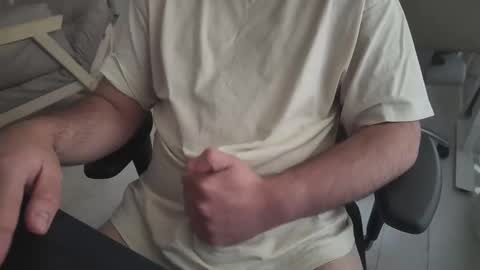 Snapshot of maroskis2222 chatting on October 2025 02:47:02 PM MAREMAREMAR online show from October 2025 02:47:02 PM