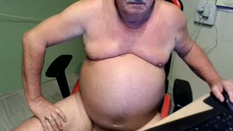 Snapshot of marote6 chatting on January 2025 11:10:01 PM new hot sexy pics and videos of me and my partner on online show from January 2025 11:10:01 PM
