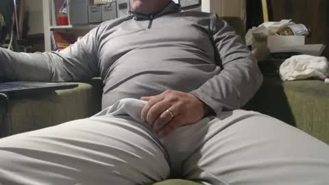 Snapshot of marrieddad19751975 chatting on February 2025 09:34:02 AM only fans marrieddad19751975 online show from February 2025 09:34:02 AM