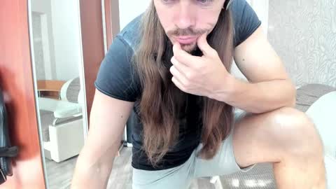 Alan online show from September 2025 02:03:02 AM