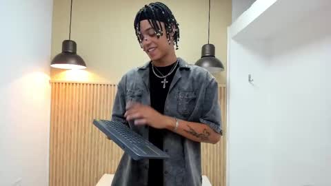 MARSHALL online show from September 2025 01:12:01 PM