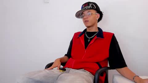 MARSHALL online show from March 2026 01:18:01 PM