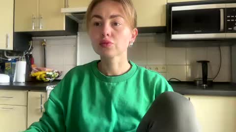 Marta online show from April 2026 12:00:02 PM