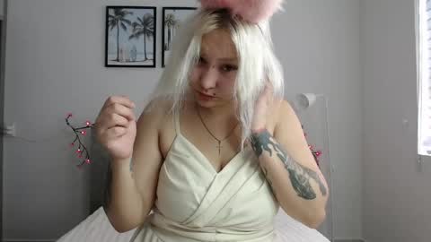 Snapshot of martela_meri chatting on June 2026 03:44:01 AM Aiko online show from June 2026 03:44:01 AM