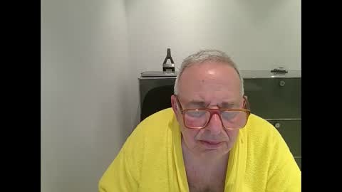 martin_1947 online show from September 2025 09:50:01 PM