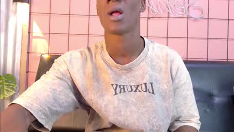 Martin online show from October 2025 01:31:02 AM