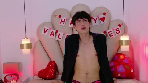 Snapshot of martin_williams_ chatting on February 2026 07:10:01 PM martin_williams_ online show from February 2026 07:10:01 PM