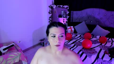   MARTINA   online show from February 2025 12:36:01 PM