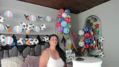 Snapshot of martinamilff chatting on June 2026 08:18:01 PM Martina online show from June 2026 08:18:01 PM