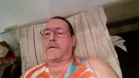 Snapshot of martinb62 chatting on October 2025 08:19:01 PM Hotguy61 online show from October 2025 08:19:01 PM