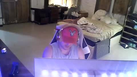 martingillesg online show from April 2026 02:45:02 AM