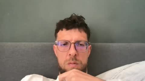 Snapshot of martinmagic467657 chatting on April 2026 09:41:02 AM martinmagic467657 online show from April 2026 09:41:02 AM