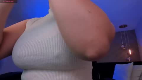 Martinna Bonnet online show from November 2025 10:14:02 AM