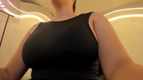 Martinna Bonnet online show from November 2025 10:07:01 AM