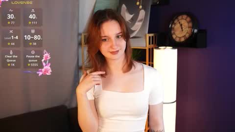Hello im Caroline online show from November 2025 04:39:01 PM