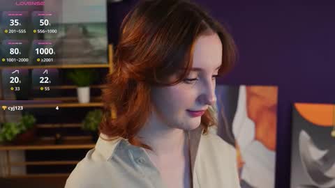 Hello im Caroline online show from November 2025 04:17:01 PM