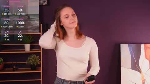 Hello im Caroline online show from December 2025 04:12:02 PM