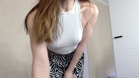  MY NAME IS MILA WELCOME TO MY ROOM online show from December 2024 08:50:01 PM