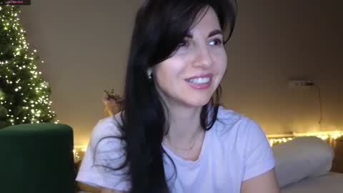 Maria online show from December 2024 12:44:01 PM