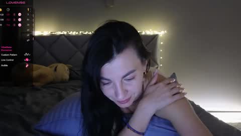 Maria online show from September 2025 10:11:02 PM