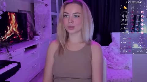 Mary online show from October 2025 06:48:01 PM