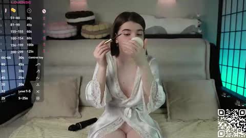 Snapshot of mary_shake chatting on September 2025 12:10:02 AM Mary online show from September 2025 12:10:02 AM