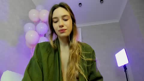 Snapshot of mary_shiota chatting on April 2026 08:17:02 AM HelIo Everyone Im MaryWelcome to my room and lets have a good time together with me online show from April 2026 08:17:02 AM
