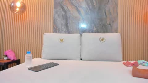 Snapshot of mary_spencer chatting on May 2026 11:08:02 AM MARY online show from May 2026 11:08:02 AM