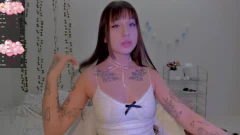 Maryana online show from February 2025 07:19:02 PM