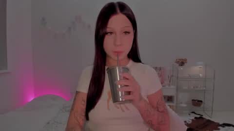 Maryana online show from September 2025 02:31:01 PM