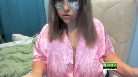 mary_touch online show from November 2025 01:13:01 PM