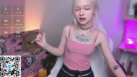 Snapshot of mary_wester chatting on May 2026 11:21:01 PM Mary online show from May 2026 11:21:01 PM