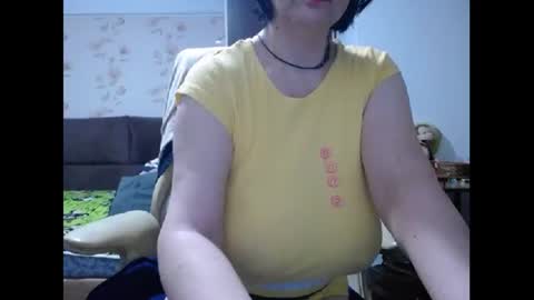Snapshot of mary_x chatting on June 2026 03:35:01 AM Mary online show from June 2026 03:35:01 AM
