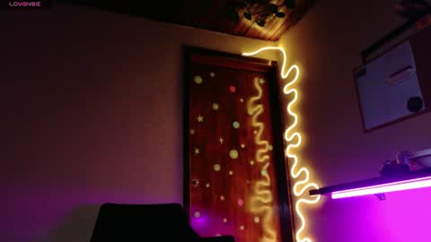     online show from July 2026 06:33:02 AM