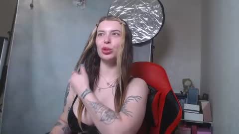 maryh0tlove online show from July 2026 02:58:02 PM