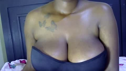 Snapshot of marylov23 chatting on November 2025 03:50:01 AM marylov23 online show from November 2025 03:50:01 AM