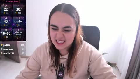 Snapshot of maryluna95 chatting on May 2026 05:52:01 PM Dulce Maria online show from May 2026 05:52:01 PM