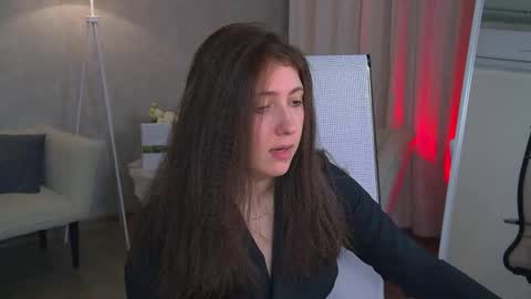 Mary Miller online show from November 2025 06:55:01 AM