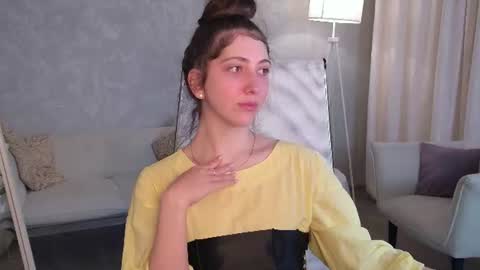 Snapshot of marymillerr chatting on June 2026 09:36:01 AM Mary Miller online show from June 2026 09:36:01 AM