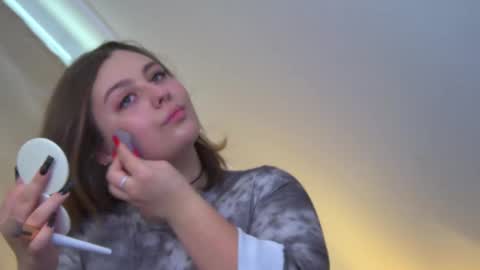 MaryMurrays online show from November 2025 06:47:02 AM