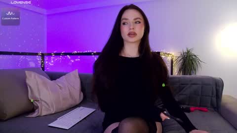 Marina online show from January 2025 07:56:02 PM