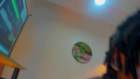 MARSHALL LEE online show from March 2026 07:10:02 PM