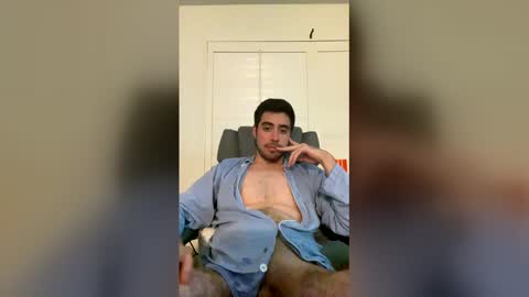 Snapshot of mask0n chatting on March 2026 05:44:01 AM mask0n online show from March 2026 05:44:01 AM