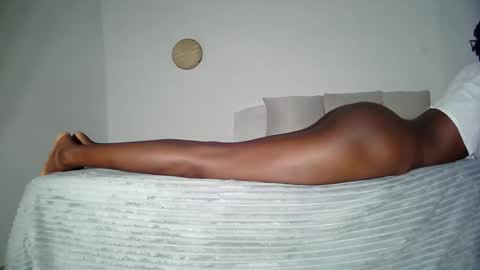 masked_shy_girl online show from April 2026 01:42:02 AM