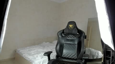 Mason online show from January 2025 07:43:01 AM