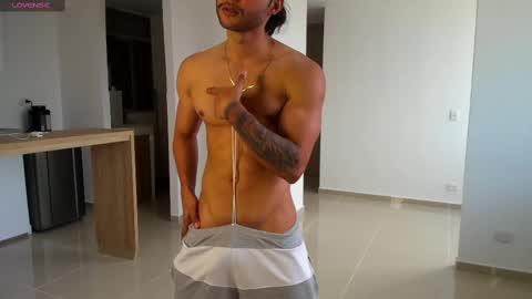 Snapshot of massatgeserotics chatting on February 2025 09:27:02 PM I Am Odin  online show from February 2025 09:27:02 PM