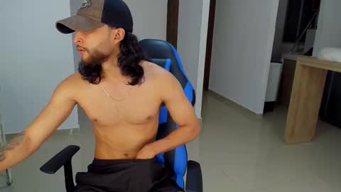 Snapshot of massatgeserotics chatting on October 2025 10:43:02 PM I Am Odin  online show from October 2025 10:43:02 PM