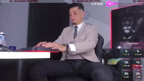 I am Massimo online show from January 2025 12:53:01 AM