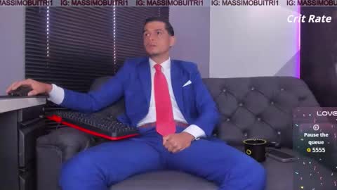 I am Massimo online show from November 2025 02:06:01 PM